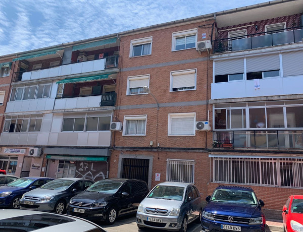 Piso en venta en Calle de Hernán Cortés, Alcalá de Henares thumbnail 2