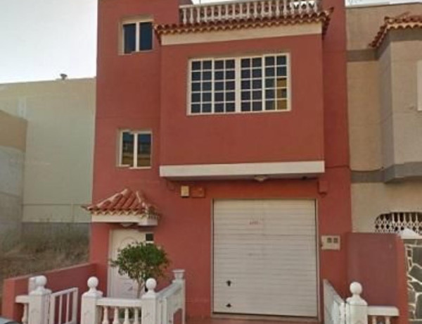 Chalet independiente en venta en  Calle Huelva, San Cristóbal de la Laguna photo 2