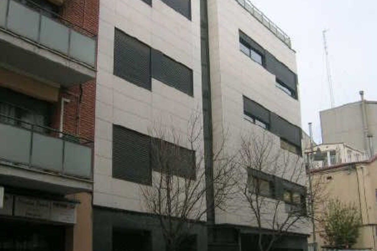 Sale of apartment in Calle Transversal, Terrassa
photo 1