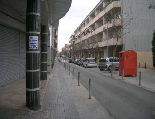 Продажа квартиры в Calle Transversal, Terrassa thumbnail 1