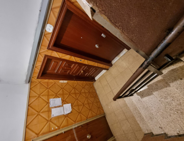 Piso en venta en Calle de la Mare de Déu del Corredor, Mataró thumbnail 2