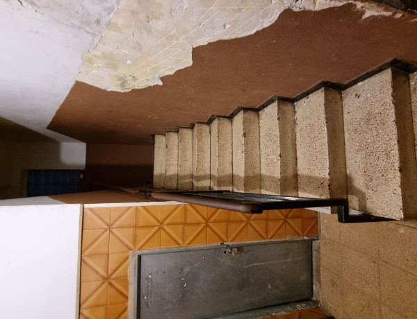 Piso en venta en  Calle de la Mare de Déu del Corredor, Mataró photo 4