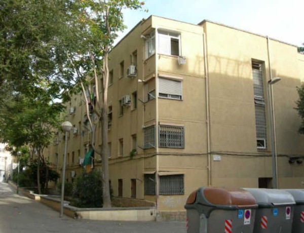 Piso en venta en  Plaza Blocs Florida, Hospitalet de Llobregat photo