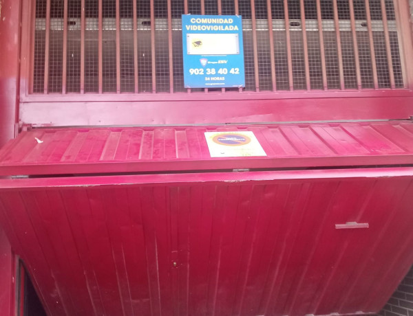 Garage for sale at Calle del Marqués de la Valdavia, 28 , Alcobendas thumbnail 1