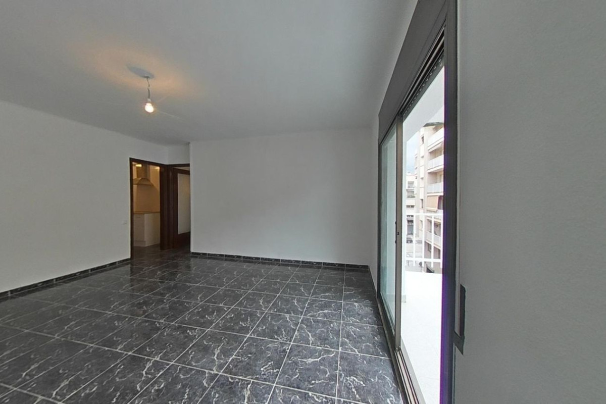 Sprzedaż mieszkania w Calle de Tarragona, Terrassa
 photo 5