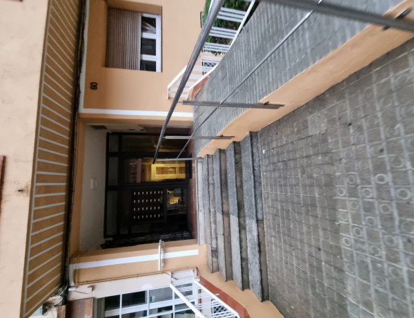 Piso en venta en Passatge Pizarro, Mataró thumbnail 1