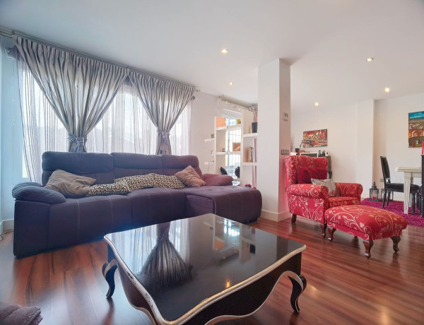 Chalet adosado en venta en Calle Rocío Jurado , Torremolinos thumbnail 1