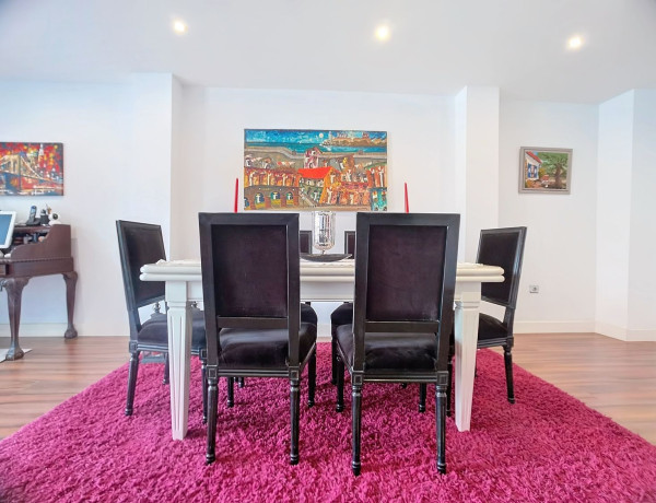 Chalet adosado en venta en  Calle Rocío Jurado , Torremolinos photo 4