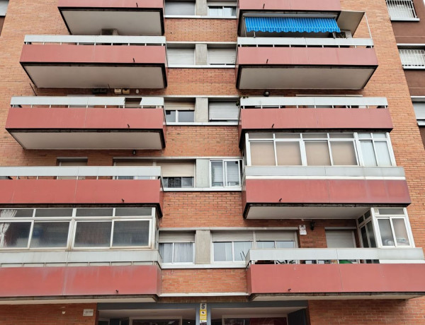 Piso en venta en  Calle de Montblanc, Terrassa photo 4