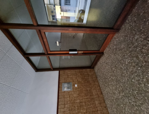 Piso en venta en Calle del Rosselló, Mataró thumbnail 1