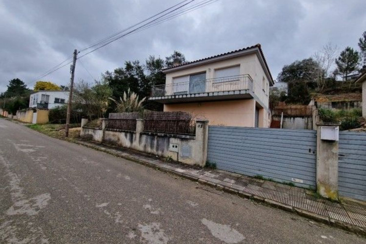 Продажа отдельного шале в Avenida Mil·lenni, Ллорет-де-Мар photo 1