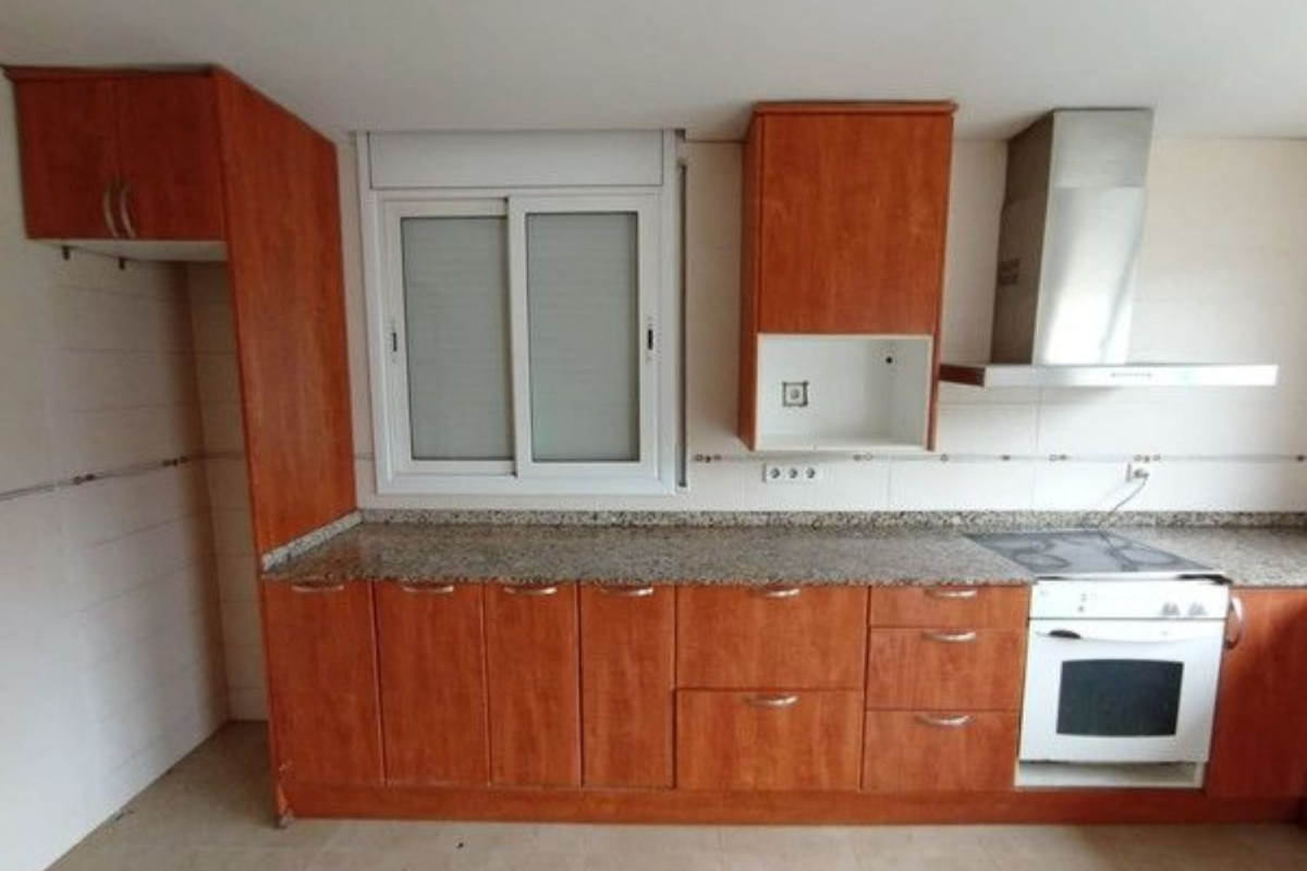 Продажа отдельного шале в Avenida Mil·lenni, Ллорет-де-Мар photo 4