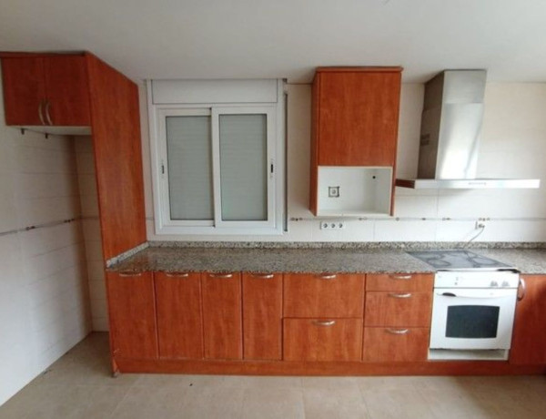 Detached villa for sale in  Avenida Mil·lenni, Lloret de Mar photo 4