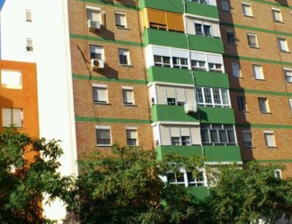 Apartment for sale in Avenida del Perú, Cádiz photo 1