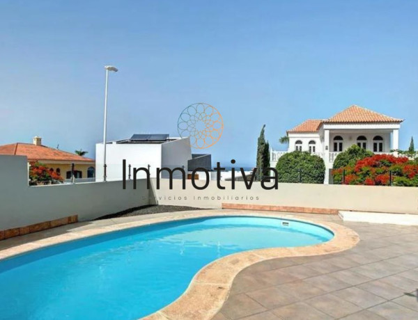 Chalet independiente en venta en  Costa Adeje , Adeje photo 4