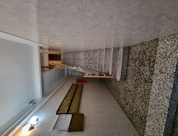 Piso en venta en Calle del Rosselló, Mataró thumbnail 2