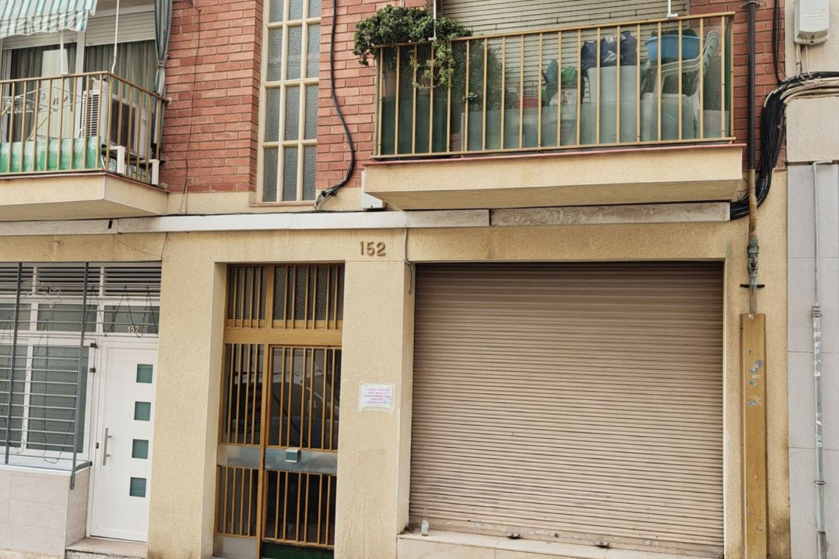 Venta de piso en Calle ďAntoni Torrella, Terrassa
 photo 4