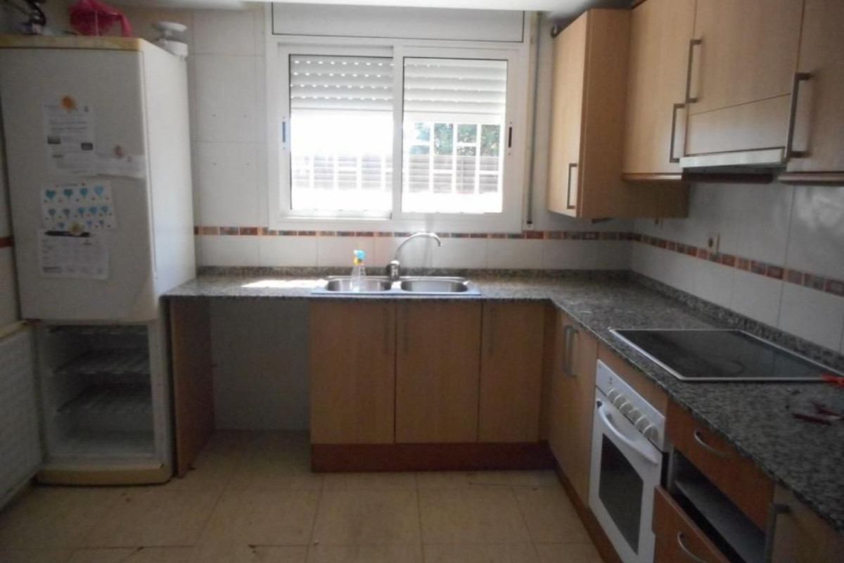 Продажа квартиры на Calle Cadi, Торредембарра
photo 5