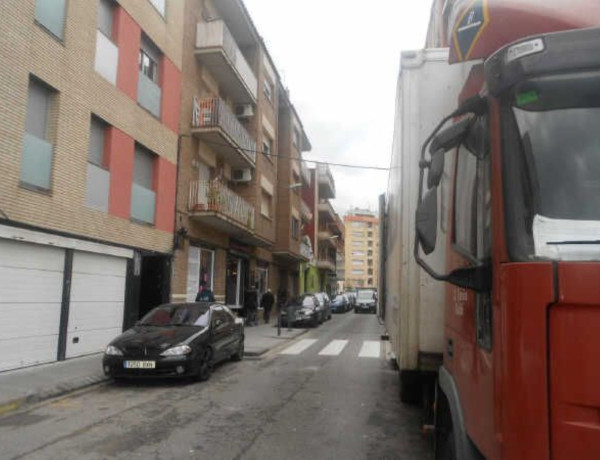 Piso en venta en Calle de Manresa, Terrassa photo 1