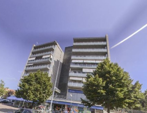Piso en venta en Paseo del Vint-i-dos de Juliol, Terrassa photo 1