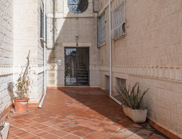Apartment for sale in  Calle Jardines, Armilla photo 4