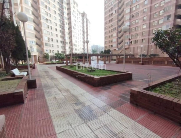 Apartment for sale in Calle de la Duquesa de Villahermosa, Zaragoza thumbnail 2