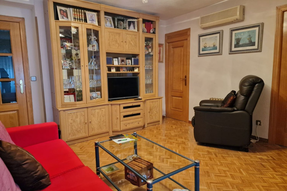 Venta de piso en Travesía Beatriz Galindo, Alcalá de Henares
photo 4