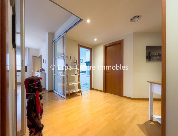 Piso en venta en , Molins de Rei photo 4