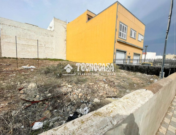 Terreno en venta en hermanos de la salle photo 1