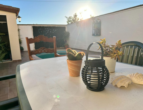 Таунхаус на продажу в  San Bernabé , Algeciras photo 4