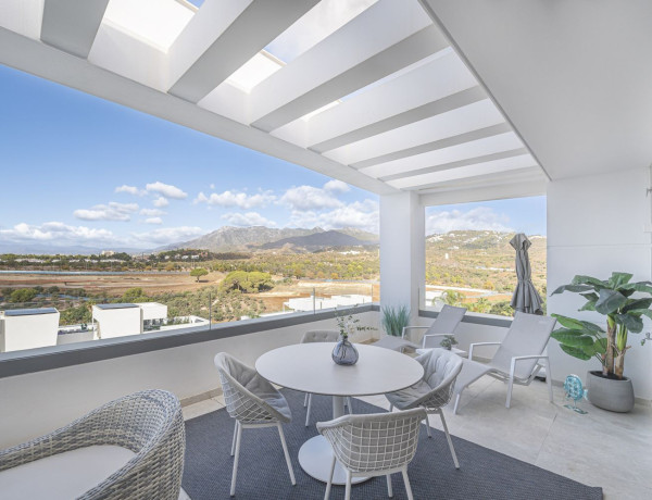 Ático en venta en  Las Chapas-El Rosario , Marbella photo 4