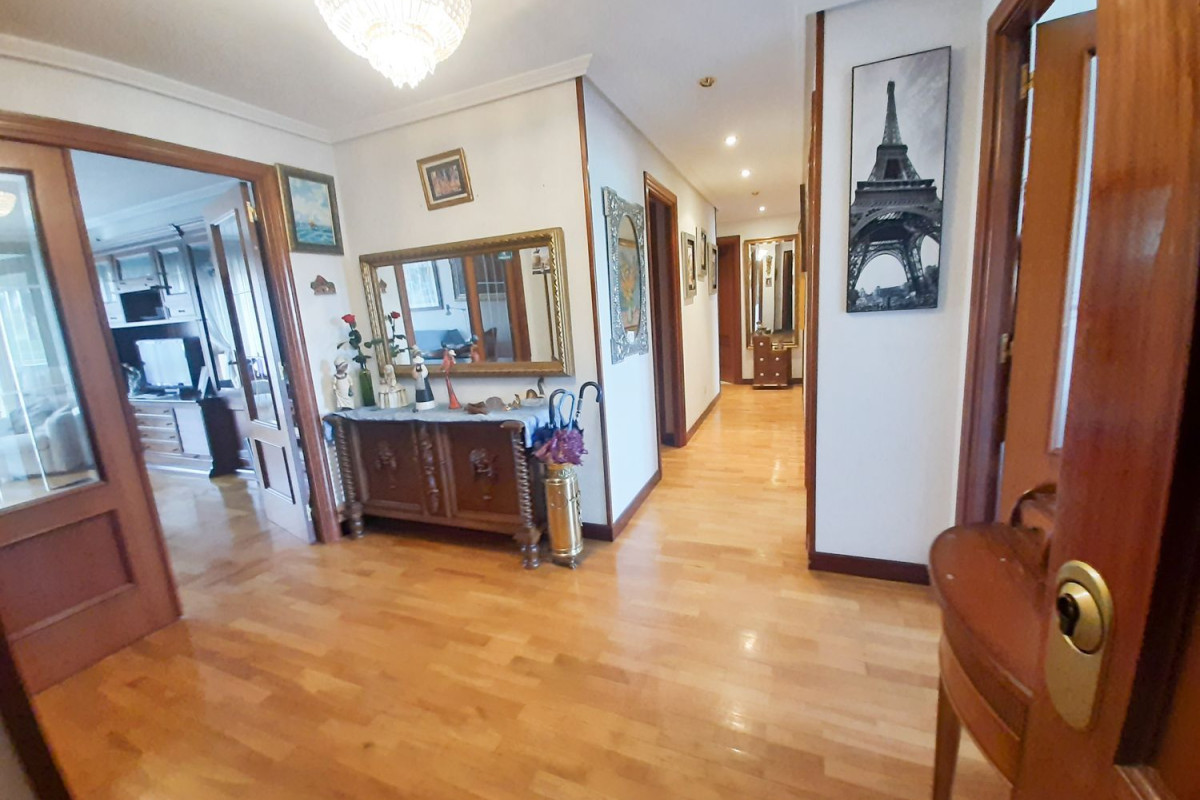 Venta de piso en Avenida Club Deportivo, Logroño
 photo 2