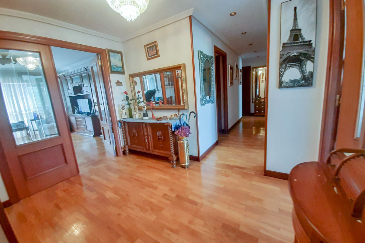 Venta de piso en Avenida Club Deportivo, Logroño
 photo 3