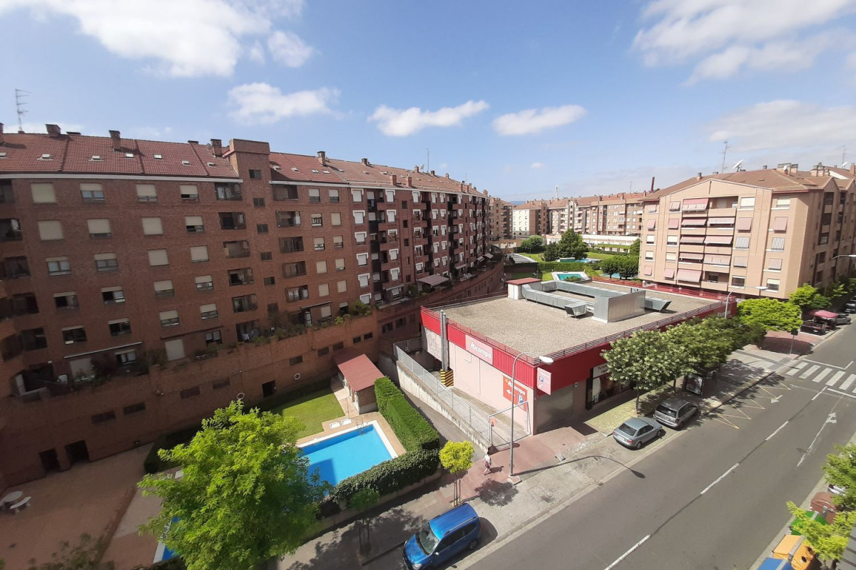 Venta de piso en Avenida Club Deportivo, Logroño
 photo 5
