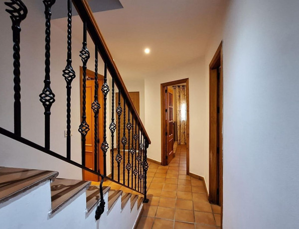 Коттедж на продажу в  El Rinconcillo - San José Artesano , Algeciras photo 3
