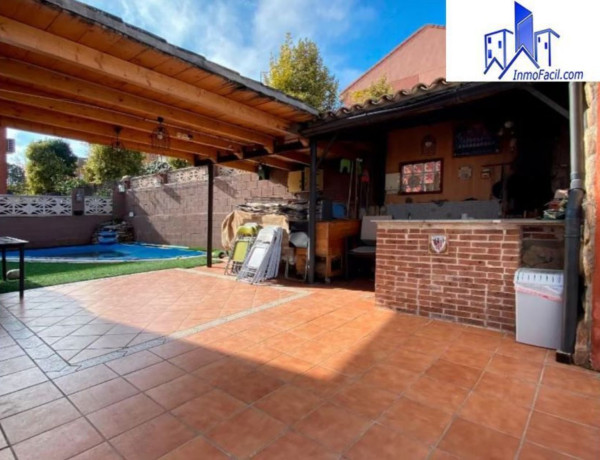 Detached villa for sale in , Loeches photo 1