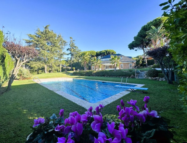 Detached villa for sale in Avenida Bell Aire, 99, Sant Andreu de Llavaneres photo 1