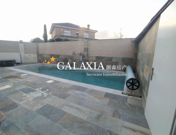 Chalet independiente en venta en , Griñón photo 2