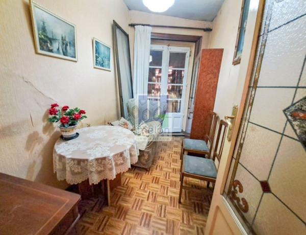 Продажа квартиры в  Calle Sombrerería, Burgos photo 4