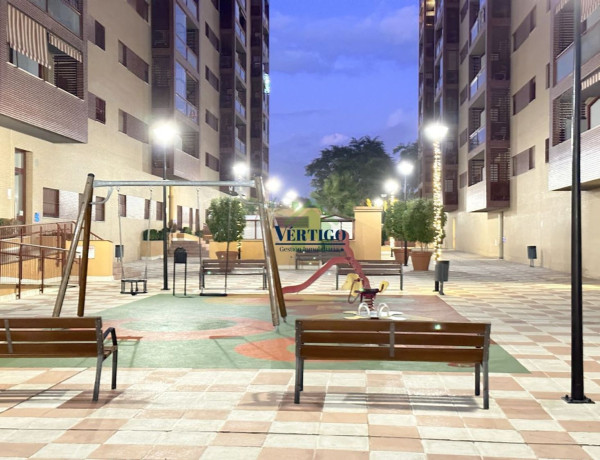 Piso en venta en Avenida José Rodríguez de la Borbolla Camoyán, 9, Dos Hermanas thumbnail 2