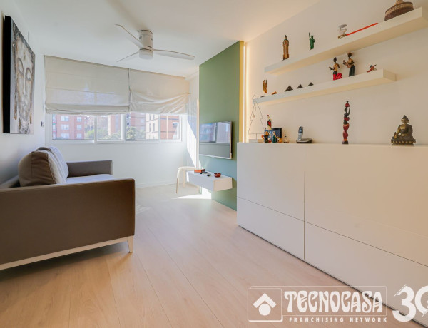 Piso en venta en  Avenida Catalunya, Badalona photo 4