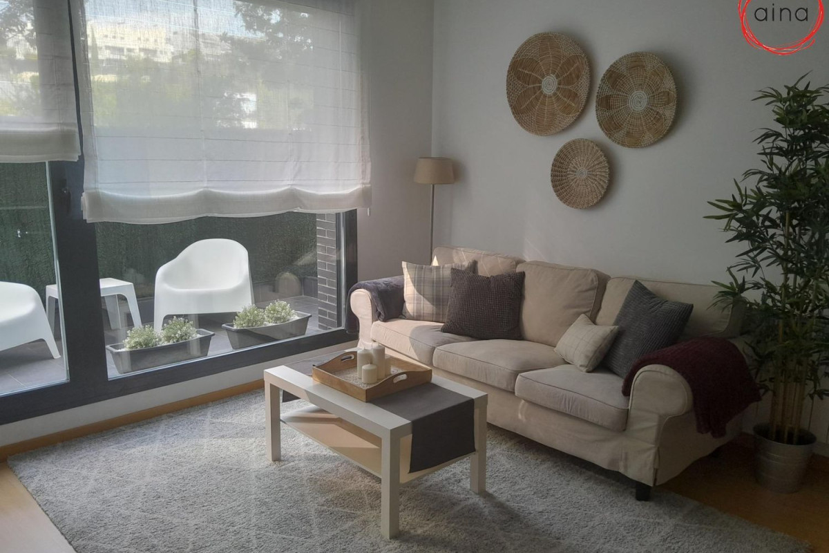 Продажа квартиры на Calle Madrid, Памплона/Ируна
photo 2