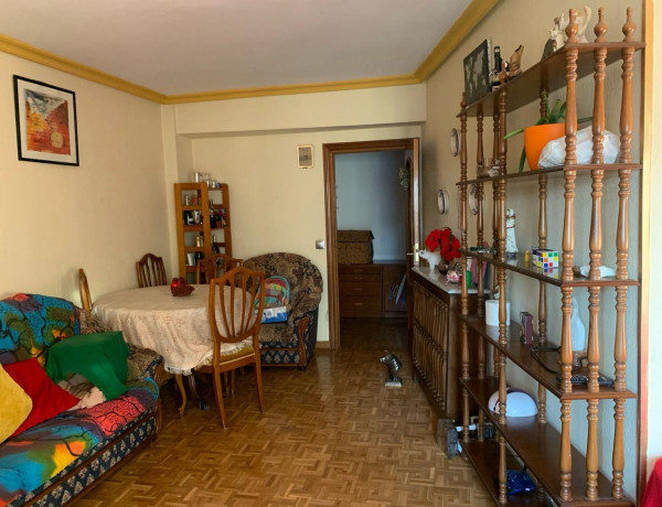Piso en venta en  Calle de Arcos de Jalón, Madrid photo 3