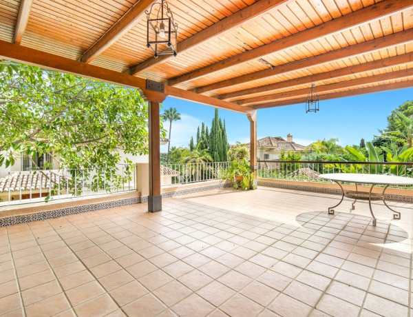 Chalet independiente en venta en  Rio Real-Los Monteros , Marbella photo 4