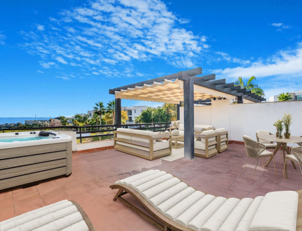 Semi-detached house for sale in  Las Chapas-El Rosario , Marbella photo 1
