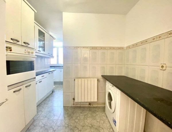 Apartment for sale in  Urb. CAMINO DE LEGANES, Móstoles photo 4