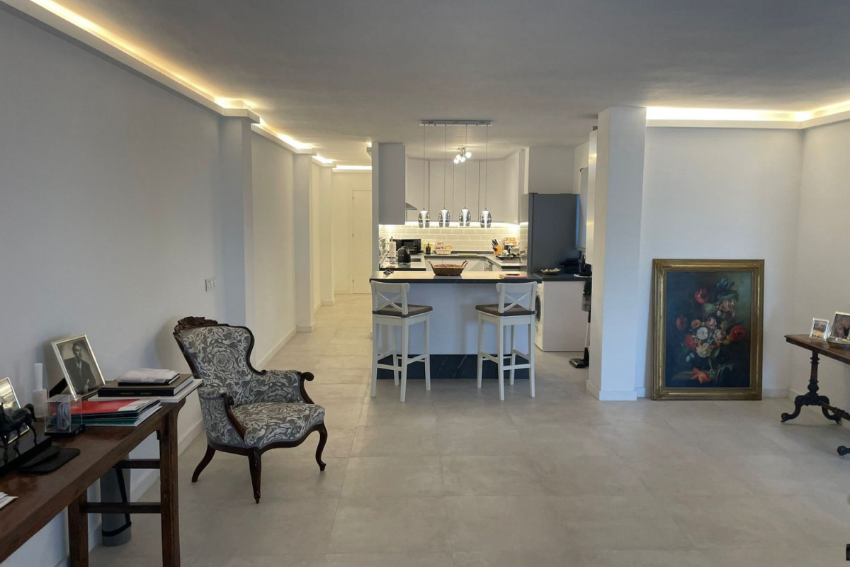 Venta de piso en San Pedro de Alcántara, Marbella
 photo 4