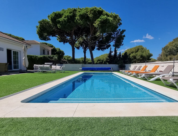 Chalet independiente en venta en Sitio de Calahonda , Mijas thumbnail 2