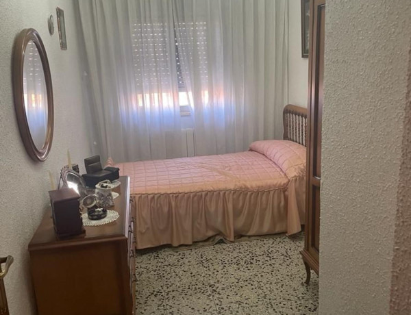 Piso en venta en Calle Ónice, Salamanca thumbnail 2