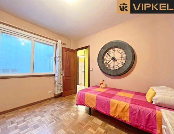 Apartment for sale in  Calle Neveda, Oleiros photo 3